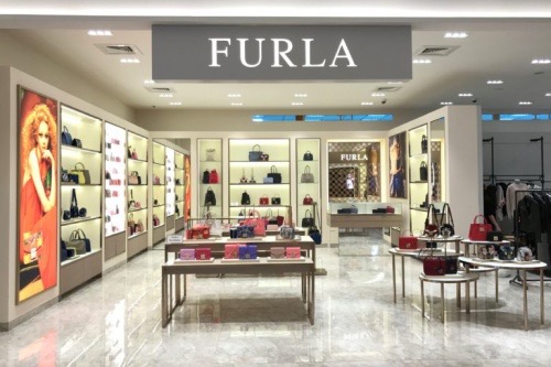 FURLA 						</div>
						<div class=